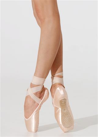 StreamPointe Pointe Shoe by Nikolay