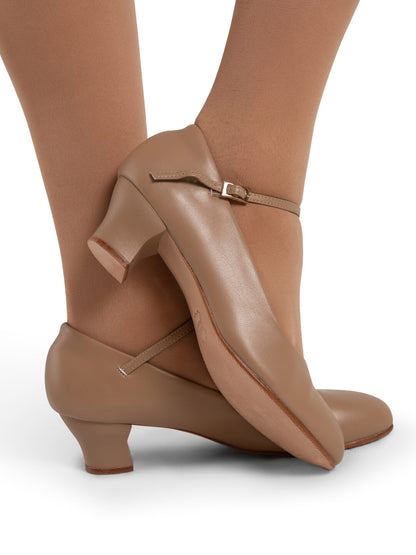 Mia Jr 1.5" Character Shoe A832 by Capezio